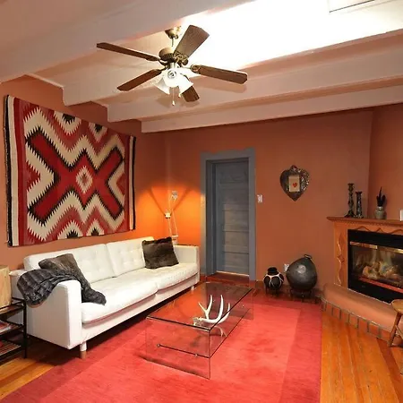 Romantic Amor~ Great Location, Park View, Historic East Side * Santa Fe