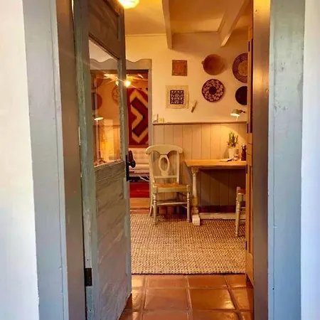 Romantic Amor~ Great Location, Park View, Historic East Side Santa Fe